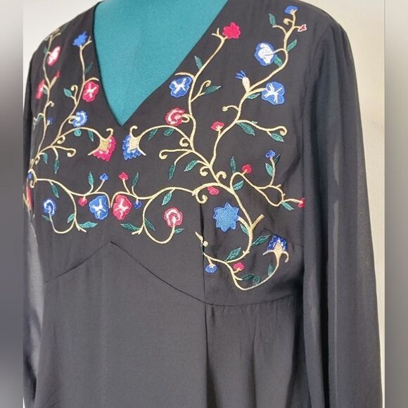 Cato Black Dress Floral Embroidered Boho Flowy Long Sheer Sleeves Size 16 - Picture 4 of 10
